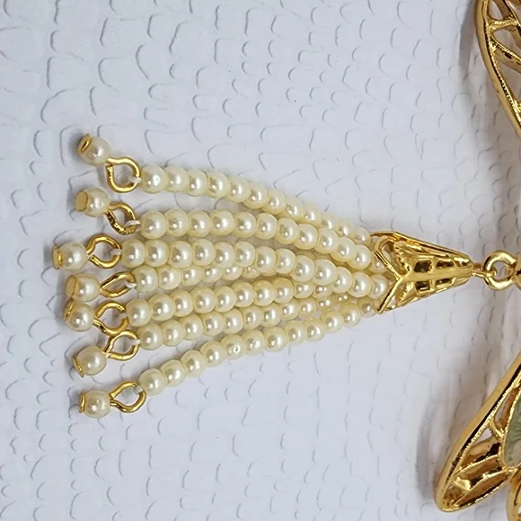 Avon Dragon Fly Gold & Faux Pearl Brooch Pendant - Picture 7 of 17
